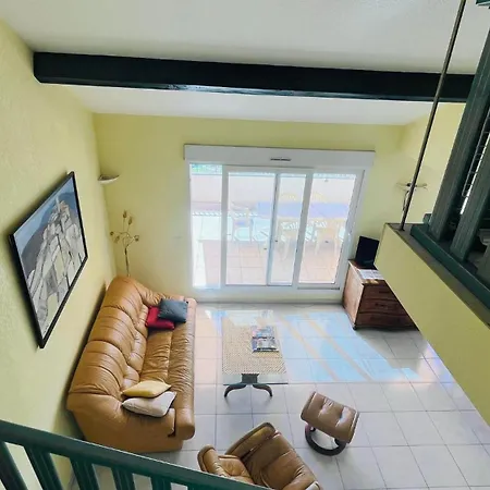 Апартаменты T4 Santa Regina Iii