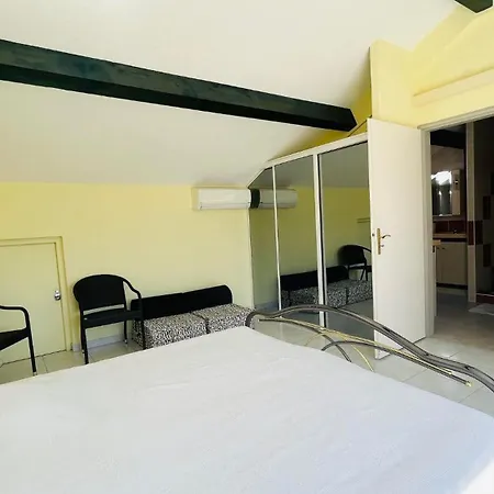 T4 Santa Regina Iii Апартаменты Кальви