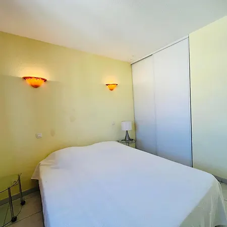 T4 Santa Regina Iii Lägenhet