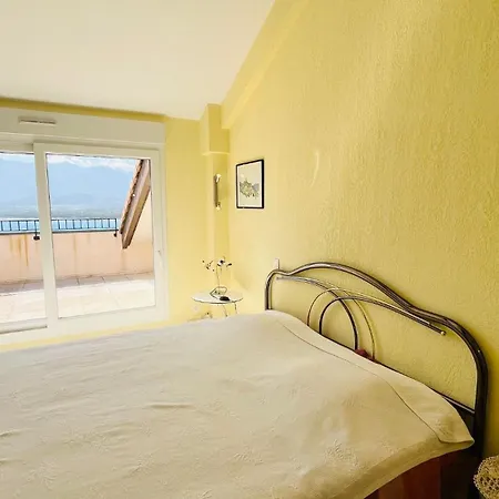 T4 Santa Regina Iii *