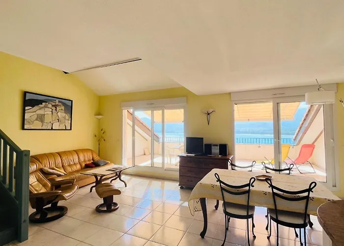 T4 Santa Regina Iii * Calvi (Corsica)