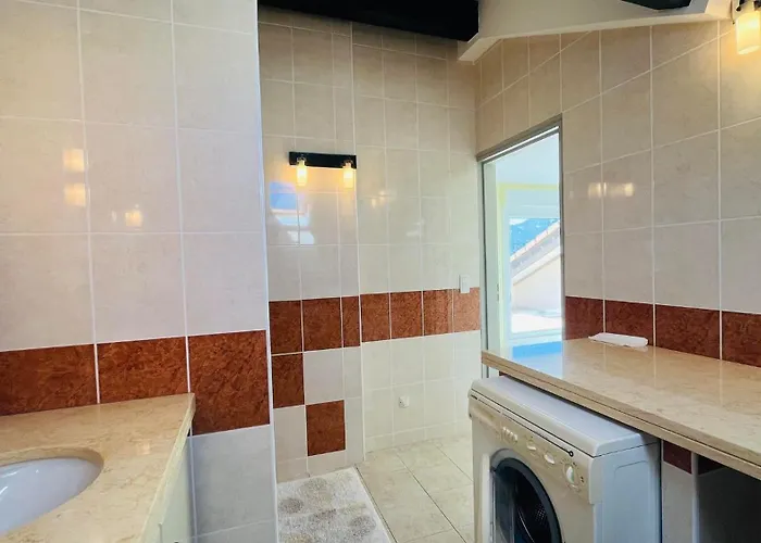 T4 Santa Regina Iii 卡尔维