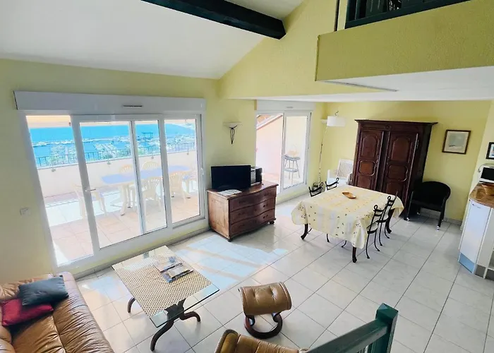 公寓 T4 Santa Regina Iii *